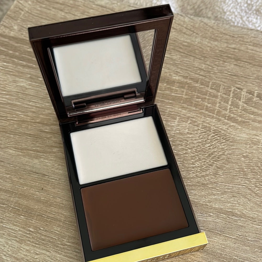 Tom Ford shade and Illuminate intensity 3